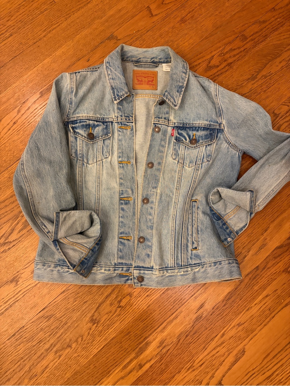 Levi's Light Wash Blue Denim Trucker Jacket